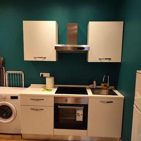 Ak Holidays Apartments 81 Болоня Стая снимка