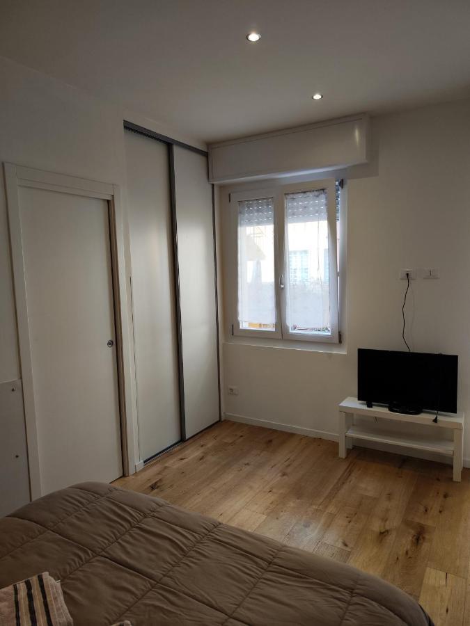 Ak Holidays Apartments 81 Болоня Екстериор снимка