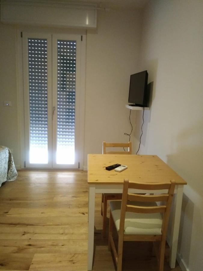 Ak Holidays Apartments 81 Болоня Екстериор снимка